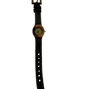 Liquira de Columbia watch handcrafted wooden watch